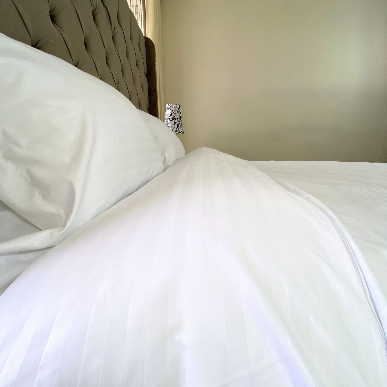 Funda duvet sateen rayas color marfil 235 gramos Mindy