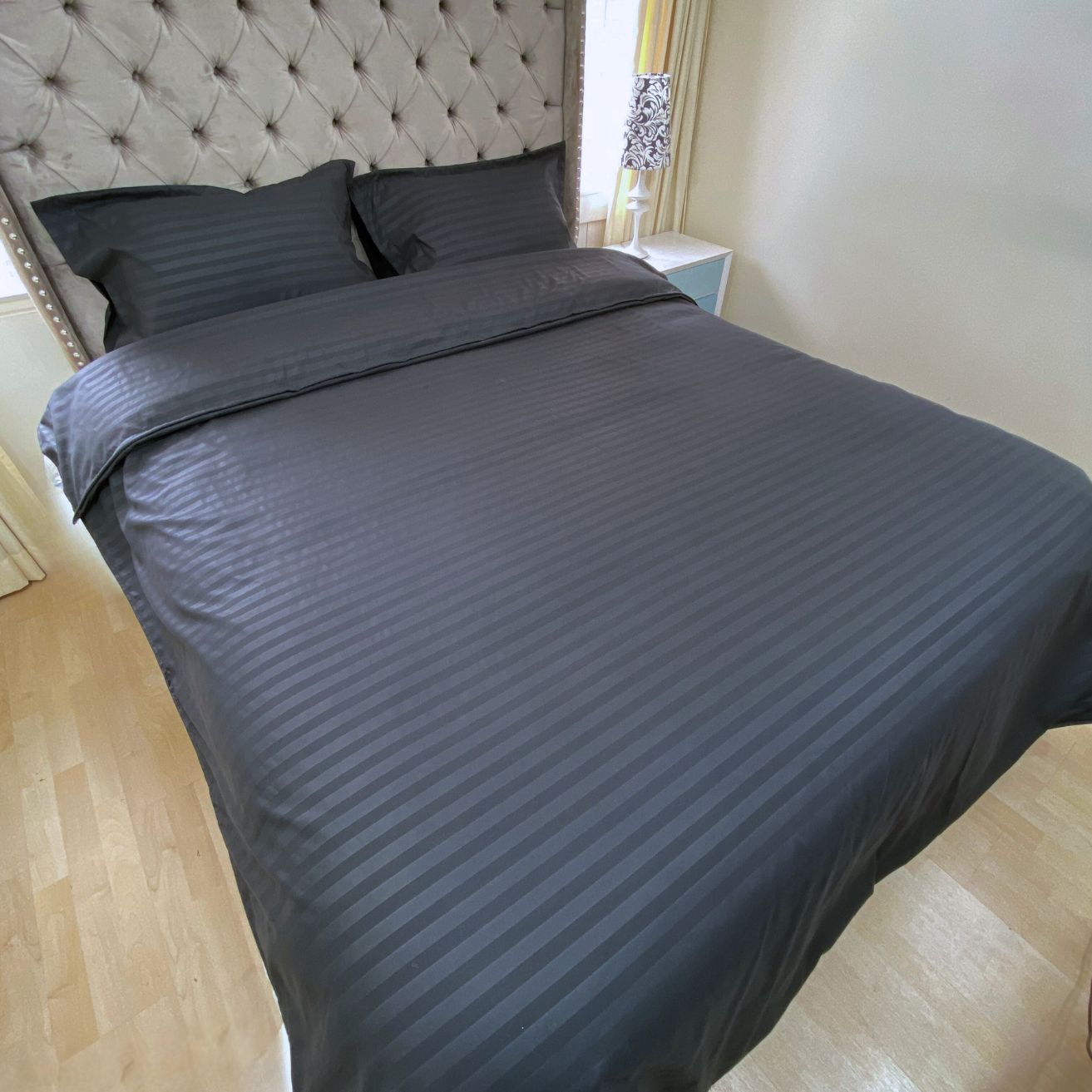 Funda duvet sateen rayas color negro 235 gramos Mindy