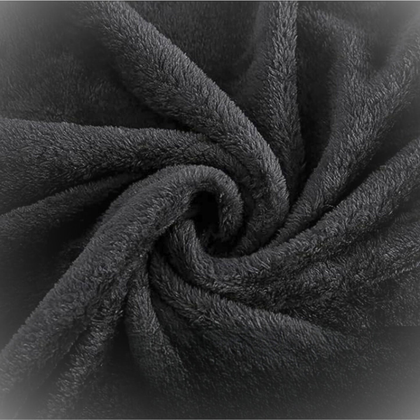 Cobija piel de conejo color Negro