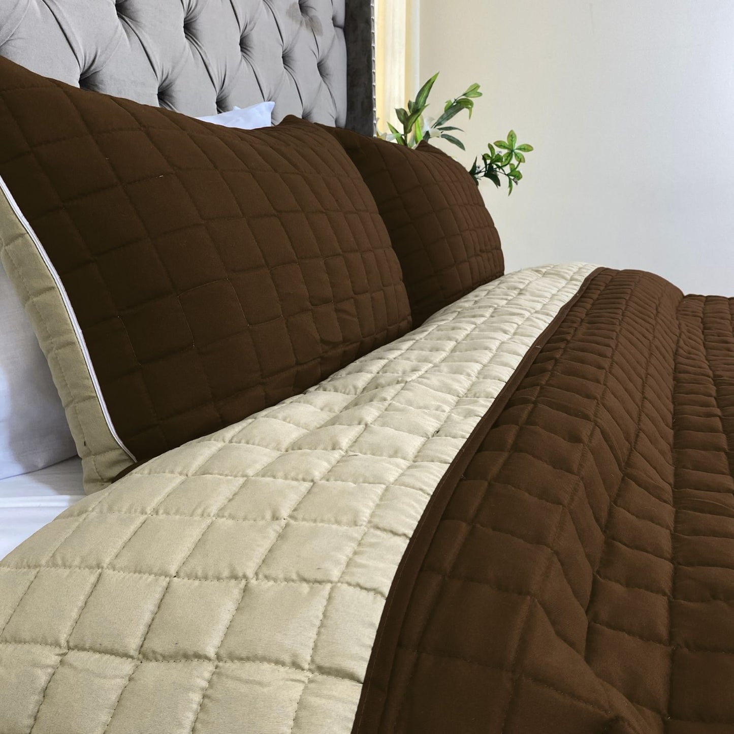 Edredón quilt doble faz cafe-camel